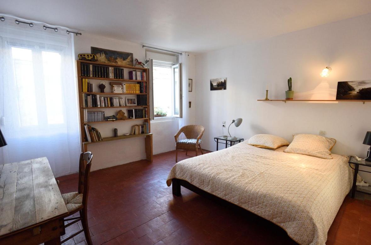 La Chambre Claire Sigean Exteriör bild